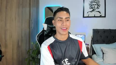 alannaughty_ online show from April 28, 11:42 pm