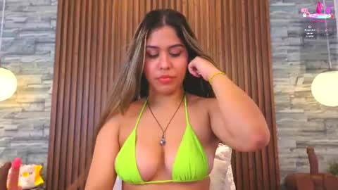 alannavidal online show from August 7, 3:49 am