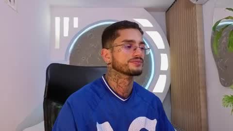 alan online show from April 22, 11:28 am