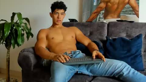 Alan online show from February 4, 1:37 pm