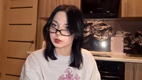 alberthamazierski online show from March 2, 8:26 pm