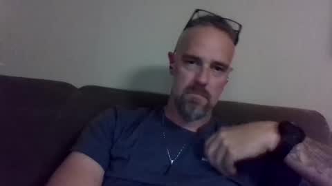 Snapshot of alcura_x chatting on October 20, 9:53 pm Alex online show from October 20, 9:53 pm