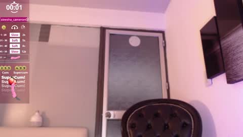 Alice in wonderland online show from April 17, 9:50 pm