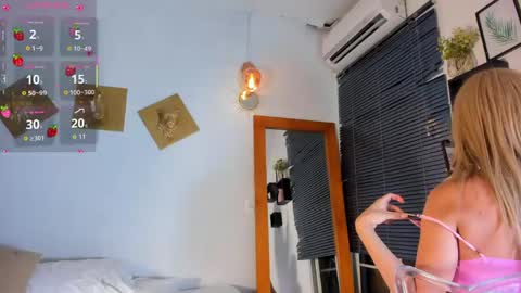 aleexiiaa online show from April 22, 3:46 am