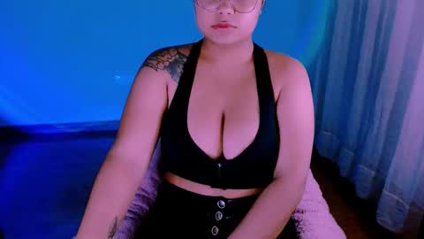 Alejandra  online show from November 29, 11:01 pm