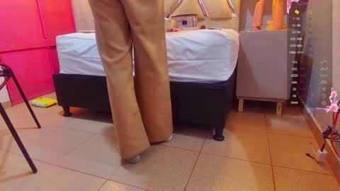 alejandra martins online show from November 27, 12:18 am