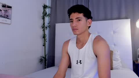 alejo_exotic online show from May 27, 12:35 pm