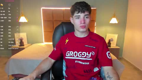 ALejoo Saenz online show from October 19, 10:36 pm