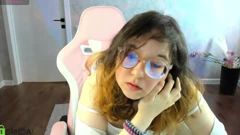 Aleks online show from April 21, 2:51 am