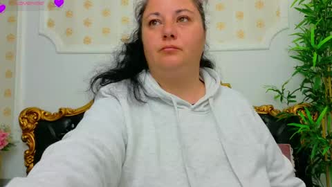 alesha_arabian_ online show from April 23, 3:14 am