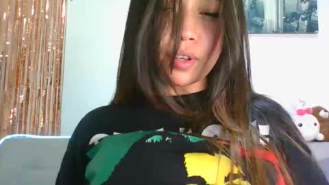 QUEEN OFF MILk  IM BACK  15 NOV online show from December 2, 11:47 pm