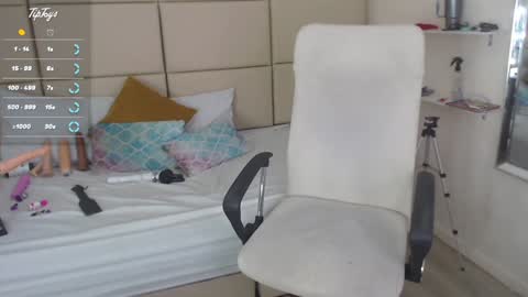 Aleska 3 online show from December 28, 4:41 pm