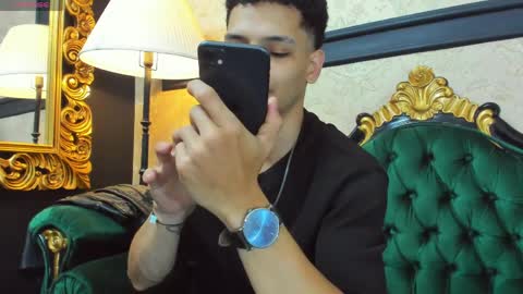 Alessandro King online show from April 1, 7:55 pm