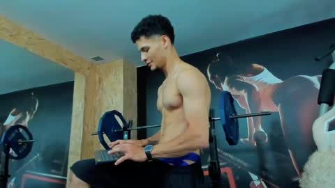 Alessandro King online show from April 16, 9:39 pm