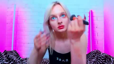 alessakiss online show from June 11, 2:53 am
