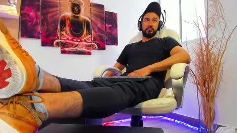 ALESSANDRO  WYE online show from February 25, 9:04 pm