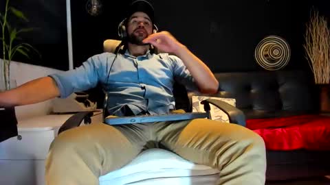 ALESSANDRO  WYE online show from October 11, 6:51 am