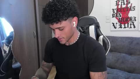 Alessandro Vanni online show from December 20, 3:19 pm