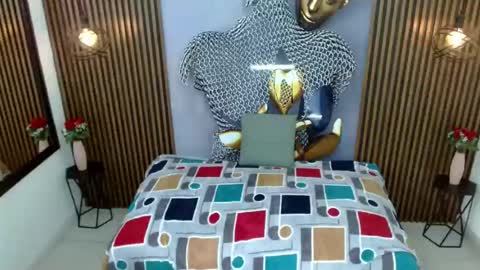 alessandroblack_ online show from July 24, 7:33 pm