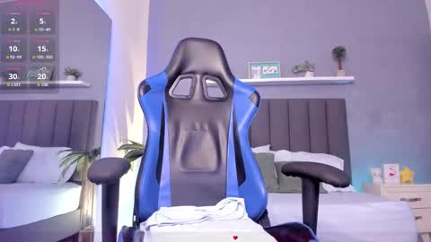 A L E S S I A online show from December 2, 7:34 pm