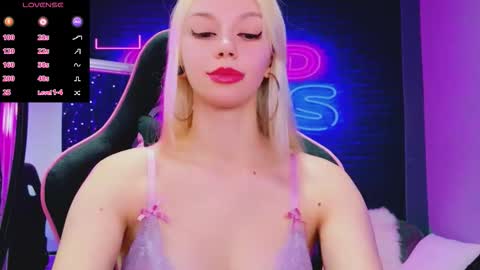 alessiacroft online show from March 19, 5:35 am