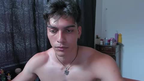 alessio Vale online show from April 4, 6:15 pm