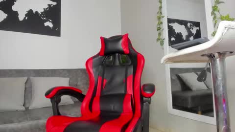 Aless Rose online show from February 7, 8:56 pm