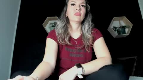 alesys69 online show from April 19, 9:06 pm