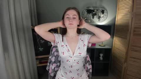 alettablacck online show from November 18, 2:47 am