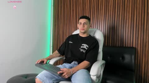 alex online show from January 10, 1:16 pm