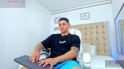 alex online show from September 30, 12:15 pm