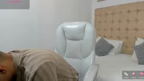 alex online show from January 6, 12:31 pm