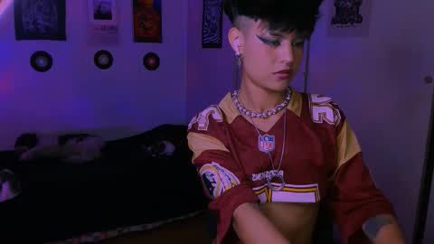 Alex online show from December 18, 1:45 am