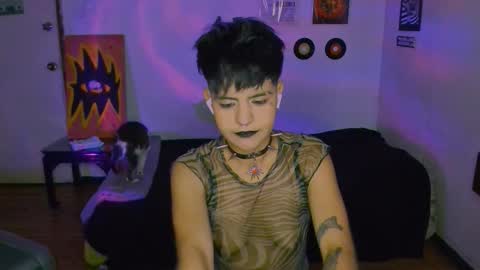 Snapshot of alex_one888 chatting on October 3, 3:59 am Alex online show from October 3, 3:59 am