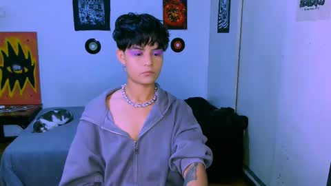 Alex online show from December 2, 12:42 am