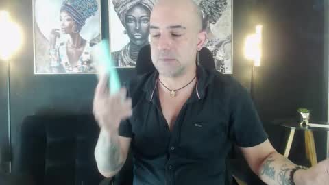 Alex Saints online show from December 21, 7:31 pm