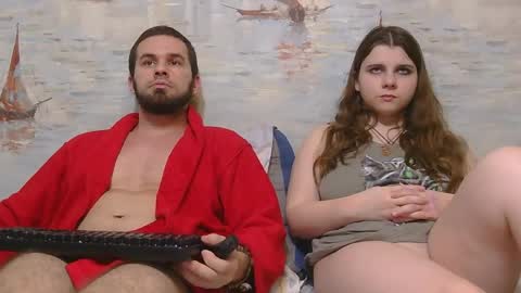 Alex and Sarah online show from May 23, 8:38 pm