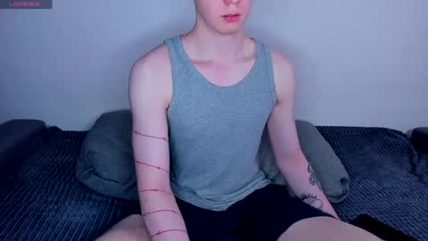 alex_silent online show from April 22, 8:54 am