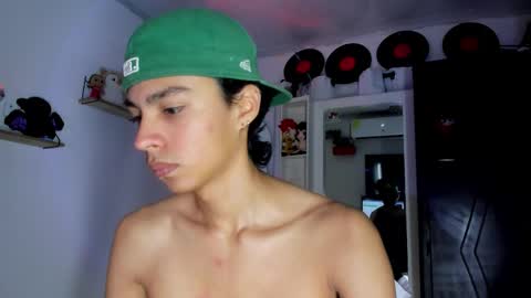 Alex online show from November 11, 4:20 pm