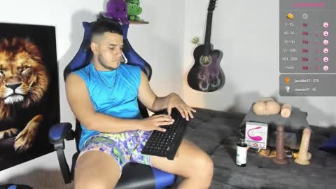 Alex Woll online show from February 9, 3:32 am