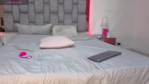 Alexa Dorlan online show from April 25, 5:53 am