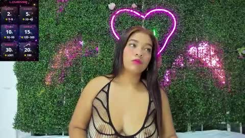 Snapshot of alexa_dream_0 chatting on September 10, 12:17 pm alexa_dream_0 online show from September 10, 12:17 pm