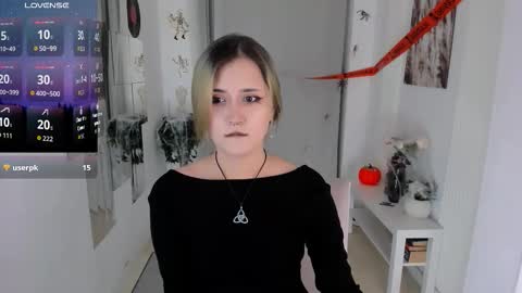 alexa_lexi online show from October 28, 3:57 pm