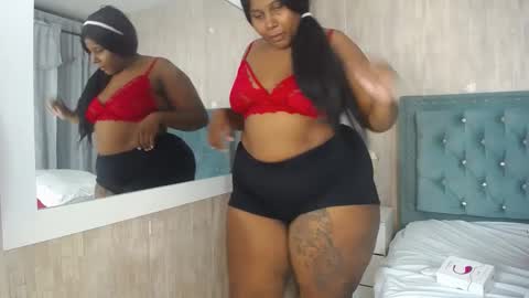 Snapshot of alexa_roussee chatting on March 7, 5:07 am Alexa online show from March 7, 5:07 am