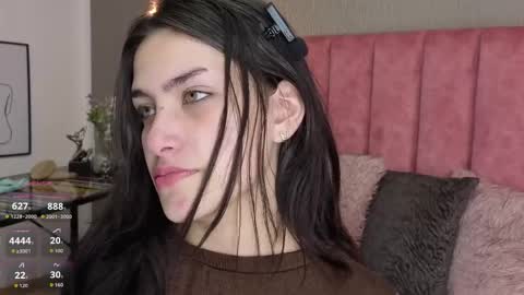 Alexa Thaylor online show from May 5, 4:13 pm