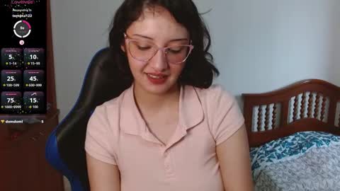 Alexandra 3 online show from October 28, 1:23 pm