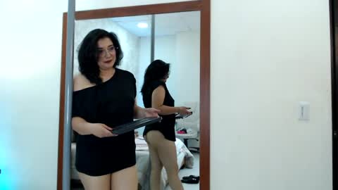 Alexaa sanz online show from May 28, 5:55 pm