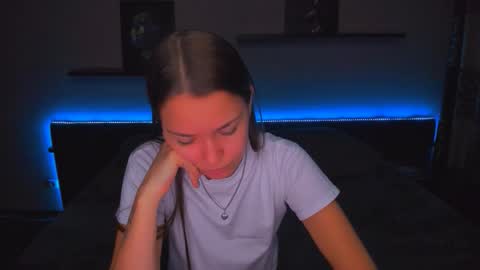 angel online show from October 30, 12:44 am