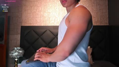 Alex online show from February 8, 8:09 am