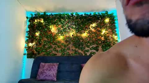 Alex Collin online show from December 2, 12:25 pm